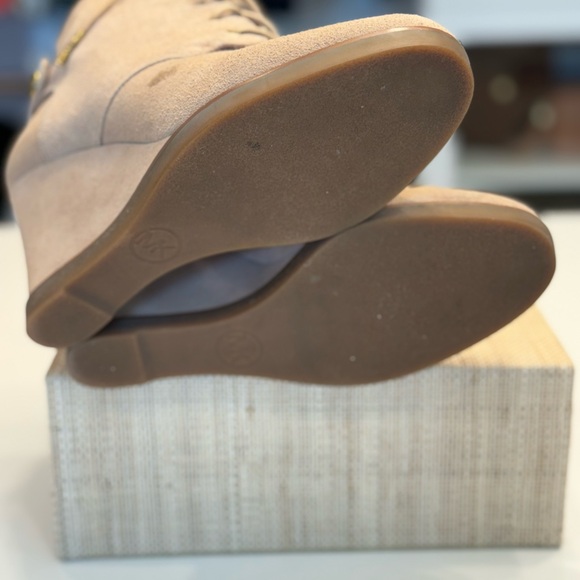 MICHAEL Michael Kors Carrigan wedge bootie - Picture 5 of 8